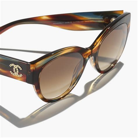 voir des lunette soleil chanel|chanel lunette de soleil carré.